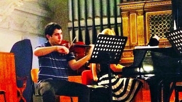 'El violín tiene la capacidad de rescatar vidas perdidas'