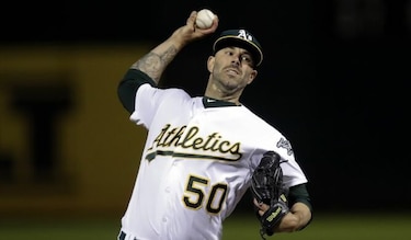 Fiers entra en un selecto club con su segundo ‘no hitter’