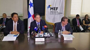 Déficit fiscal asciende a $2,488 millones
