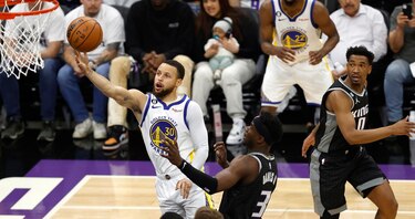 Curry guía a los Warriors a la siguiente ronda y enfrentarán a los Lakers