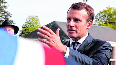 Critican postura de Emmanuel Macron