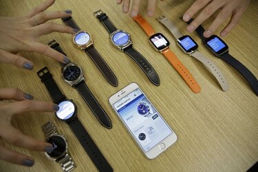 Software de reloj Android de Google funcionará con iPhones de Apple