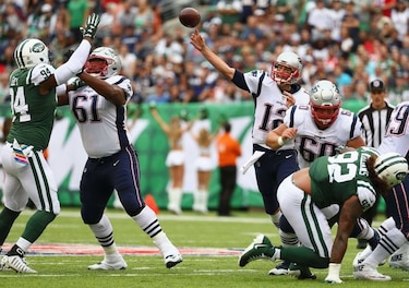 Brady fija récord de victorias, Patriots doblegan a Jets