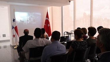 Turquía recuerda a las 250 personas que murieron en el intento del golpe militar de 2016