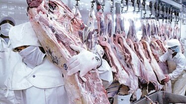 Carne de cerdo y buey en medio de guerra comercial