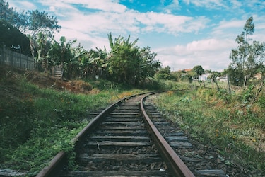 Construcción del tren Panamá-David arranca en enero de 2026, dice Mulino 