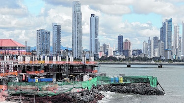 Un proyecto inmobiliario que se adentra en el mar