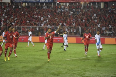 Davis y Rodríguez pasan la página y se enfocan en Guatemala