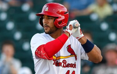 El prospecto panameño Leonardo Bernal es invitado al ‘spring training’ por los Cardenales