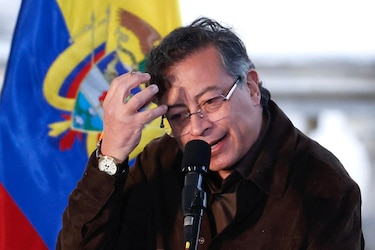 Petro dice que ‘lancheros’ sobrevivieron a un ataque de Estados Unidos en el Pacífico