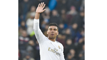 Real Madrid se impone y pone la liga al rojo vivo