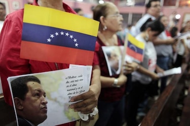 Chavismo rinde tributo a su líder al cumplirse un mes de su fallecimiento