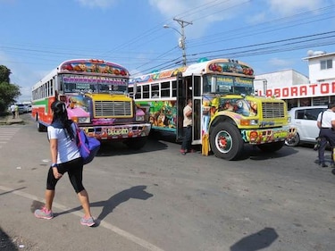 Transportistas del sector oeste respaldan paro para exigir subsidio