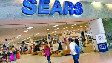 Sears busca reducir gastos