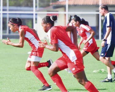 Yenith Bailey: ‘Ya se tiene que acabar esa fiesta’