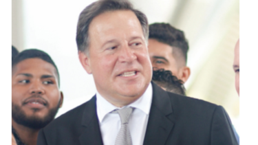 Varela ha efectuado cuatro viajes personales en su gestión