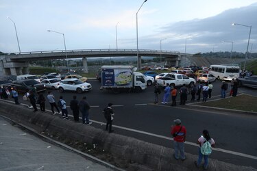 Desesperación en Arraiján y La Chorrera por falta de buses