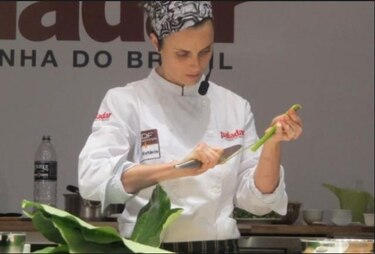 Chef brasileña conquista el título de mejor cocinera del mundo