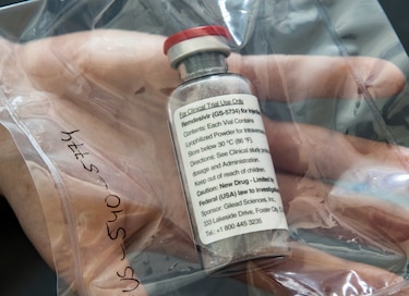 India prohíbe exportar medicamento remdesivir, usado contra la Covid-19