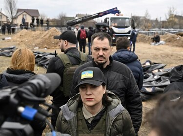 Al menos 1,200 muertos son hallados en región de Kiev