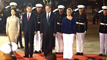 Alfombra roja para Xi Jinping