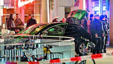 Auto que arrolló a peatones deja un muerto en Alemania