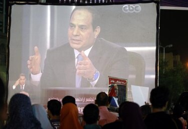 Al Sisi afirma que Hermanos Musulmanes ya no tendrán papel en Egipto