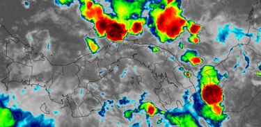 Emiten aviso de vigilancia por la incursión de la primera onda tropical de la temporada