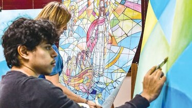 El mensaje del mural para la última misa