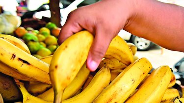 Canastas básicas de alimentos suben $5.49 y $2.66