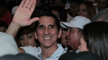 Rómulo Roux arrebata la presidencia de Cambio Democrático a Ricardo Martinelli