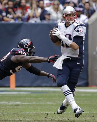 Tom Brady y los Patriots remontan ante los desahuciados Texans