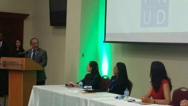 Presentan el documento 'Juventud en Cifras'