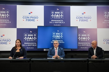 Ordenan cierre de la cooperativa del Suntracs por sospechas de lavado