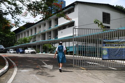 Nuevas amenazas, ¿volverán los docentes a las aulas?