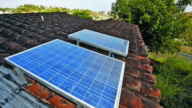 Gobierno propone uso de paneles solares para sustituir subsidio eléctrico