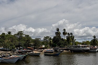 Trinidad y Tobago repatría a venezolanos que viajaban en bote en que murió un bebé