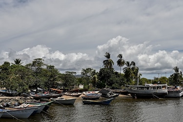Trinidad y Tobago repatría a venezolanos que viajaban en bote en que murió un bebé