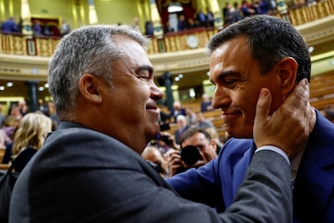 4 claves para entender el escándalo de corrupción que afecta al entorno del presidente Pedro Sánchez