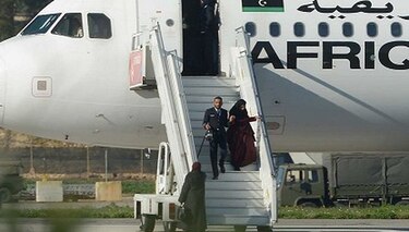 Se rindieron secuestradores de avión libio