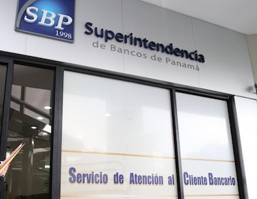 Superintendencia aprueba el cierre de sucursales bancarias en varios centros comerciales 