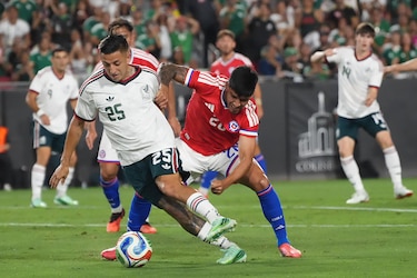 Chile frena el inicio de la era Rafa Márquez con una victoria 0-2 sobre México