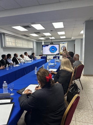 Reacreditación de carreras en Ciencias de la Salud