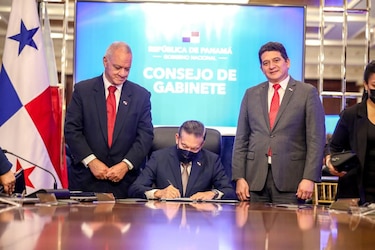 Ejecutivo reglamenta la nueva ley de política agroalimentaria