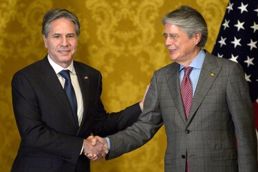 Ecuador promete a Estados Unidos respetar principios ‘democráticos’ durante estado de excepción