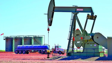 Reducen previsiones sobre precio del petróleo