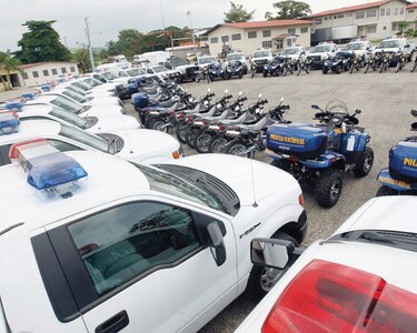 Convenio para suplir al Estado de motos y vehículos utilitarios atrajo a 10 empresas