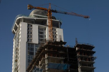 Crecimiento del sector construcción se estancó en 2025, pero se proyecta un mejor dinamismo para 2026