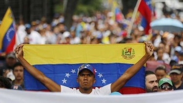 Líder opositor Juan Guaidó pide 'más sanciones' de la UE contra Nicolás Maduro