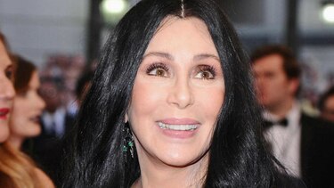 Cher demanda a firma por pérdida de 800 mil dólares